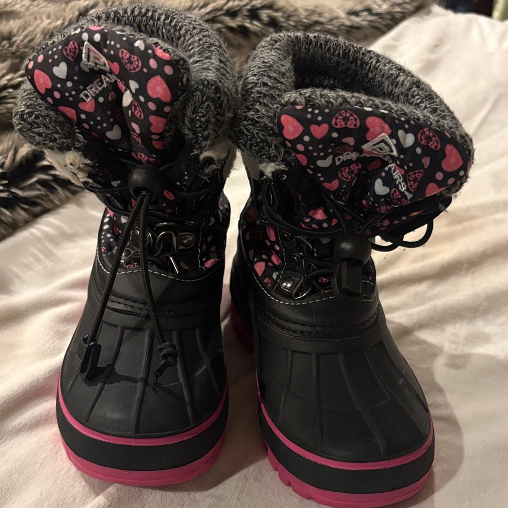 Dream Pairs Black and Pink Kids Snow Boots